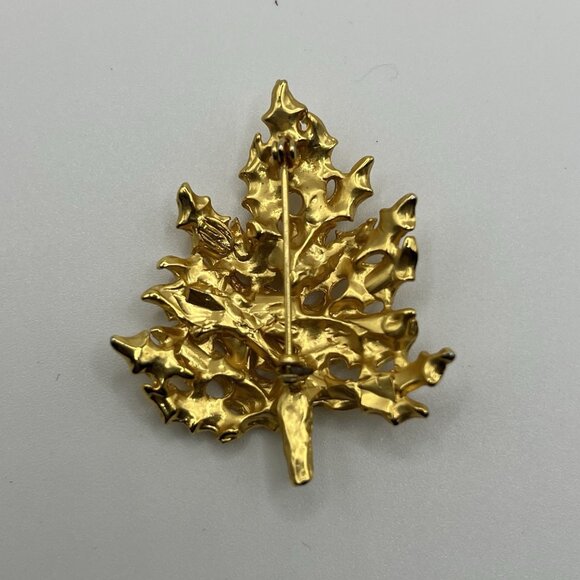 Gerard Yosca Holly Brooch Gold Tone Textured Leaf Pin Unmarked Vintage - Picture 2 of 7